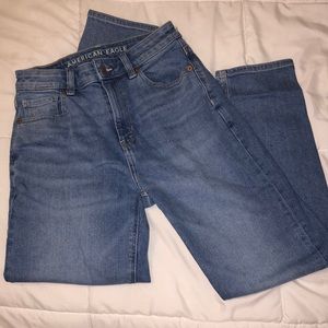 American Eagle mom jeans